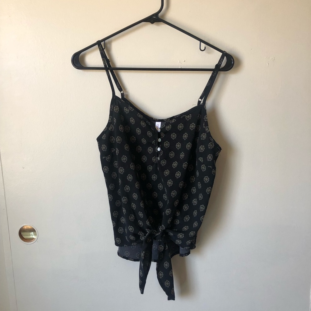 Printed tie top